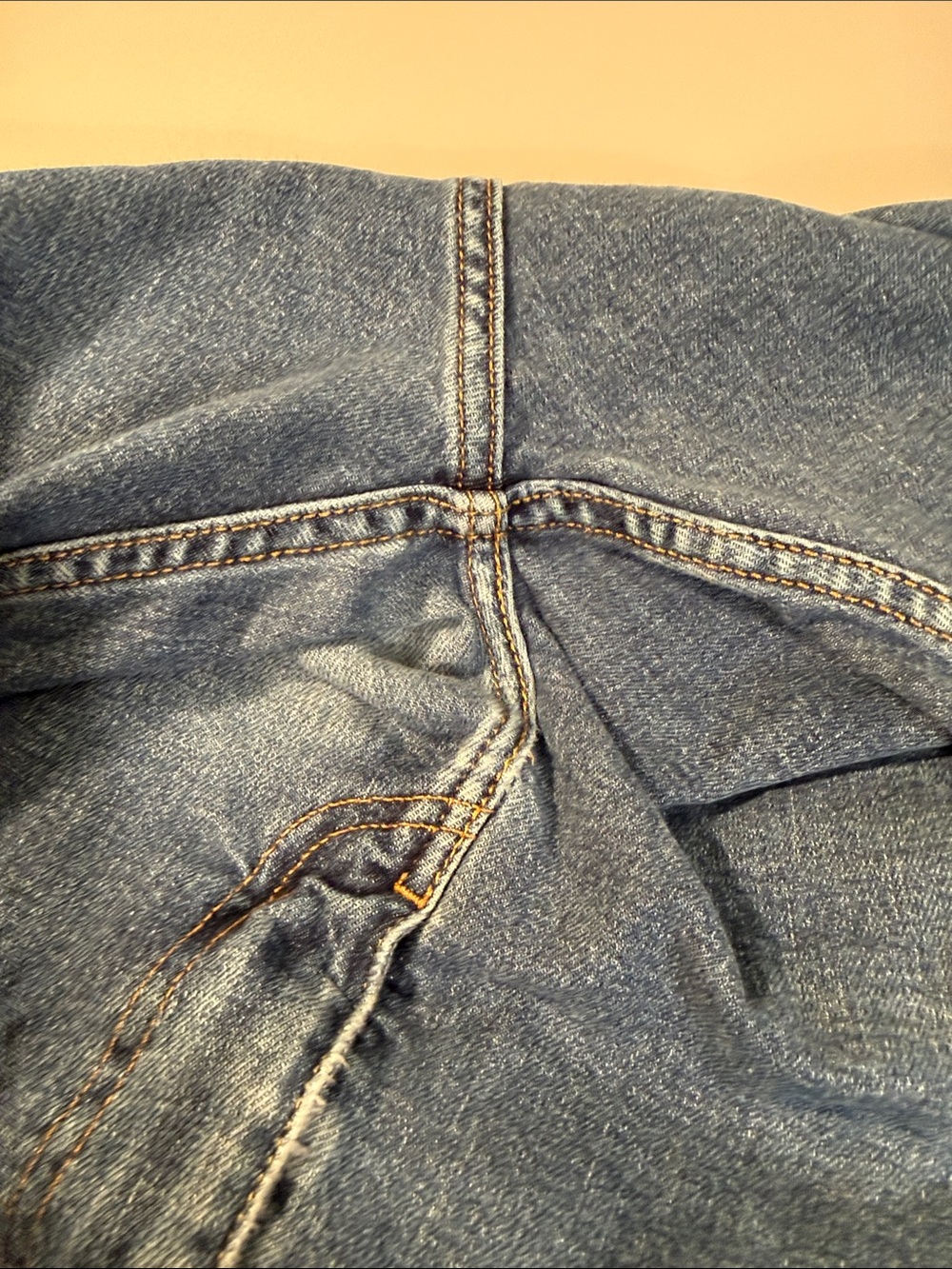 Levi's Men's Denim Straight Jeans in Medium Blue, 36 by 30 - Picture 11 of 11